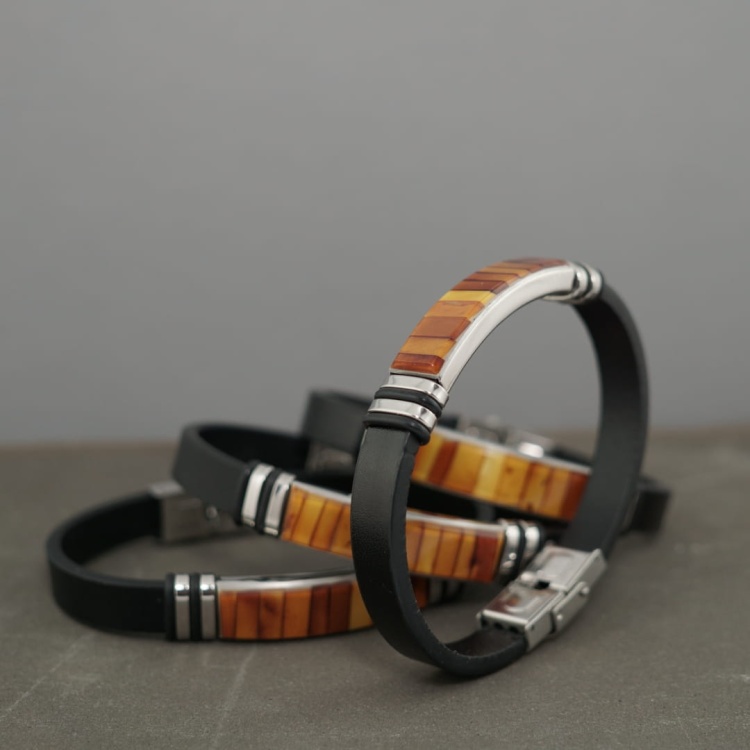 LBR6_1męska bransoletka z bursztynem.jpg