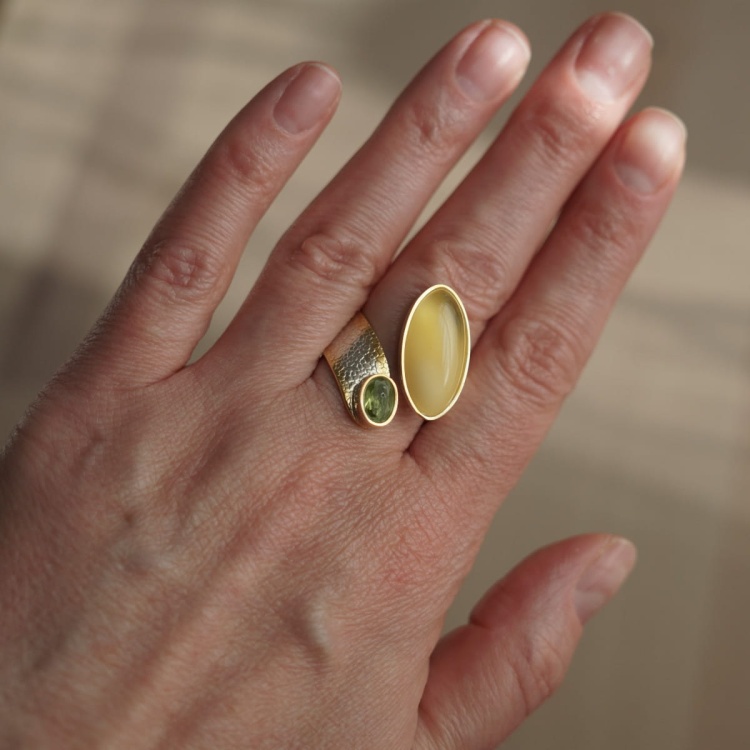 EP37_modern amber ring.jpg
