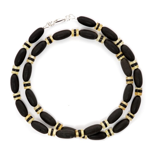 AJK30_naszyjnik meski z bursztynu_Ag.jpg