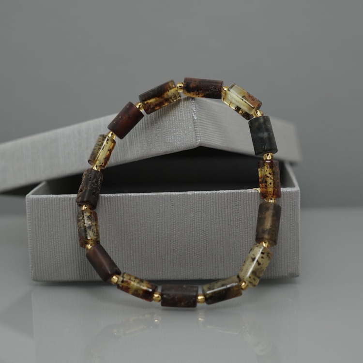 AJBR231_02_bransoletka męska z bursztynu_1.jpg