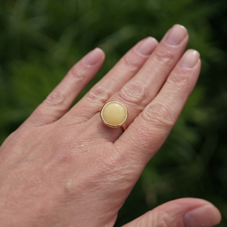 AAP27 _simple amber ring.jpg