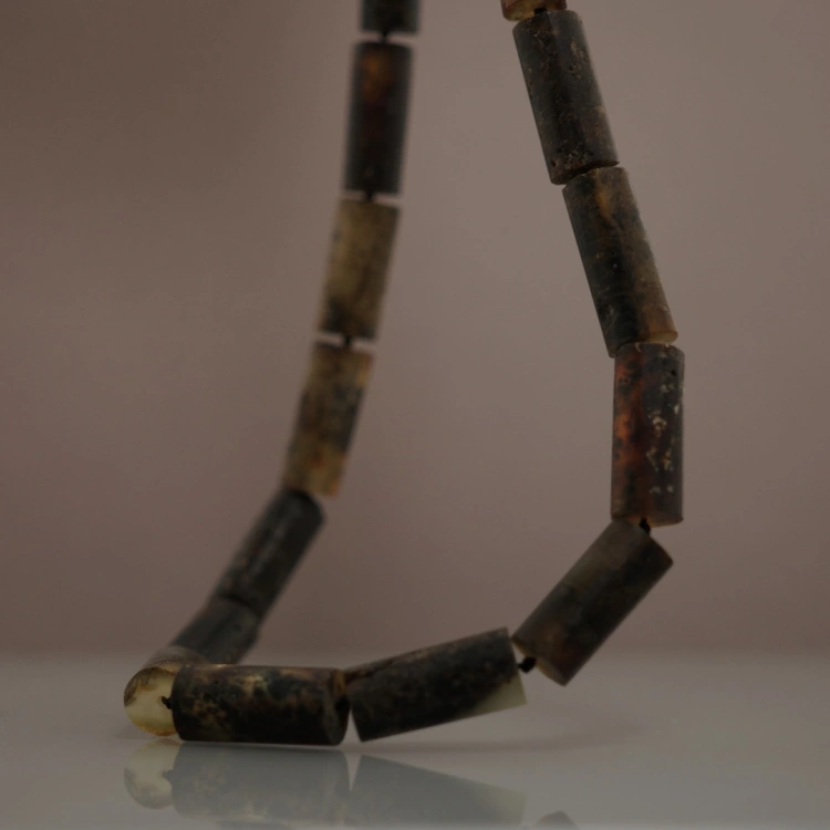 Męski naszyjnik z bursztynu 52 cm