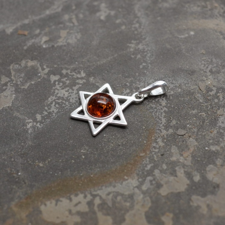 JLG1_200625_2.JPG silver star of david pendant